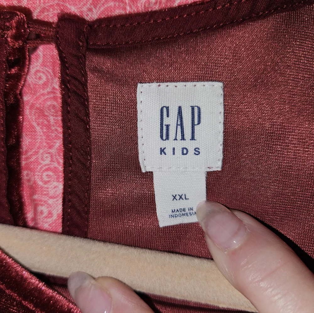 GAP kids red